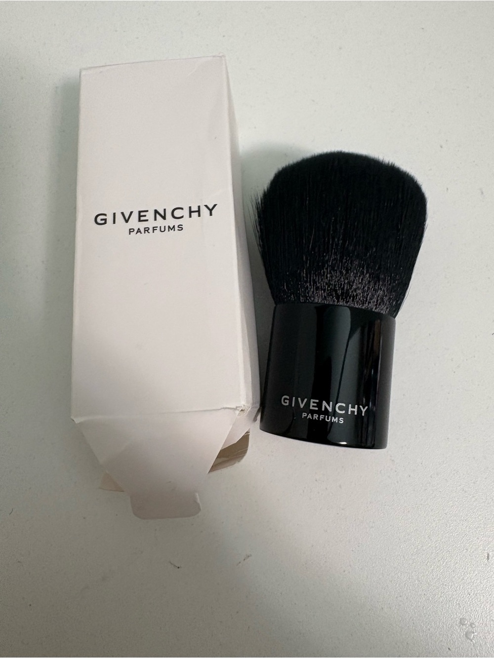 Givenchy makeup  mini brush